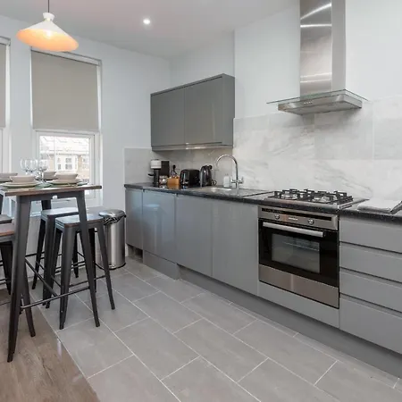 Taylor'S Apartment Wimbledon Лондон Экстерьер фото